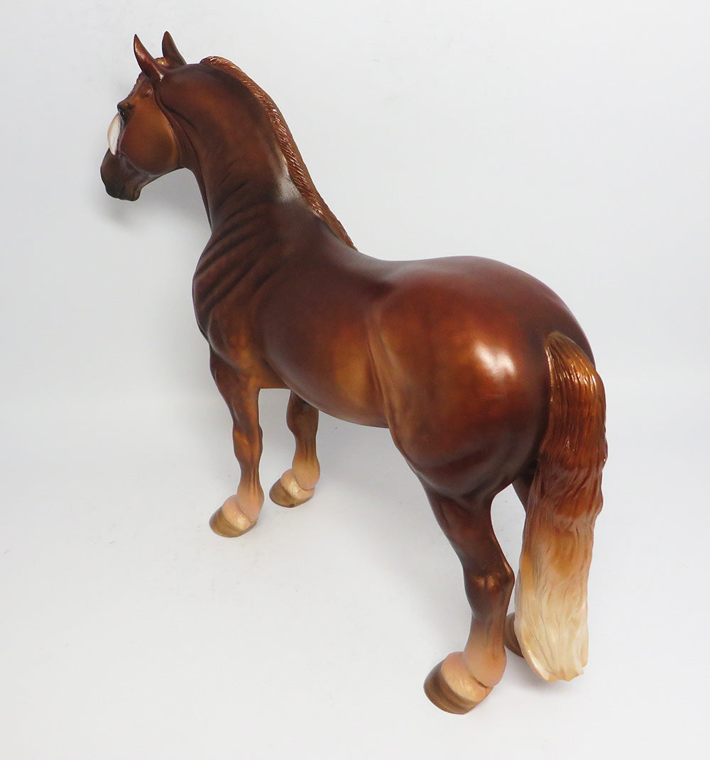 STOLE THE SHOW-OOAK GOLDEN CHESTNUT STANDING DRAFTER BY DAWN QUICK 5/04/17