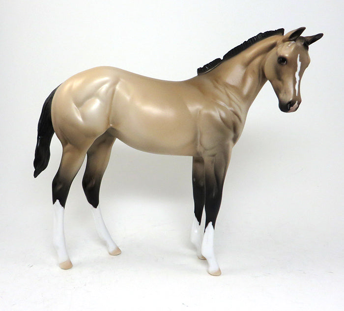 moon guess model horse