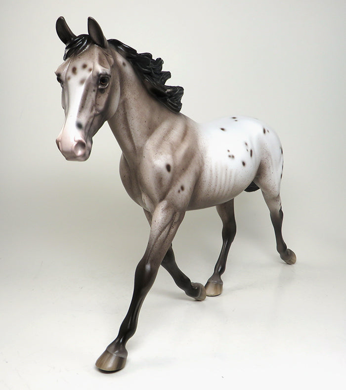 DERULO-VARNISH ROAN APPALOOSA MODEL HORSE BY SHERYL LEISURE 1/4
