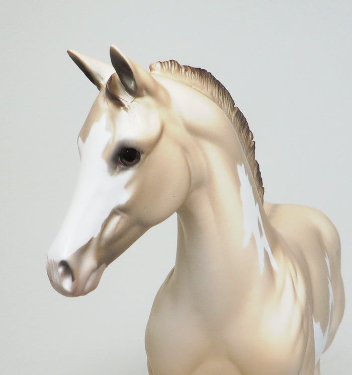 WEANLING MODEL HORSE