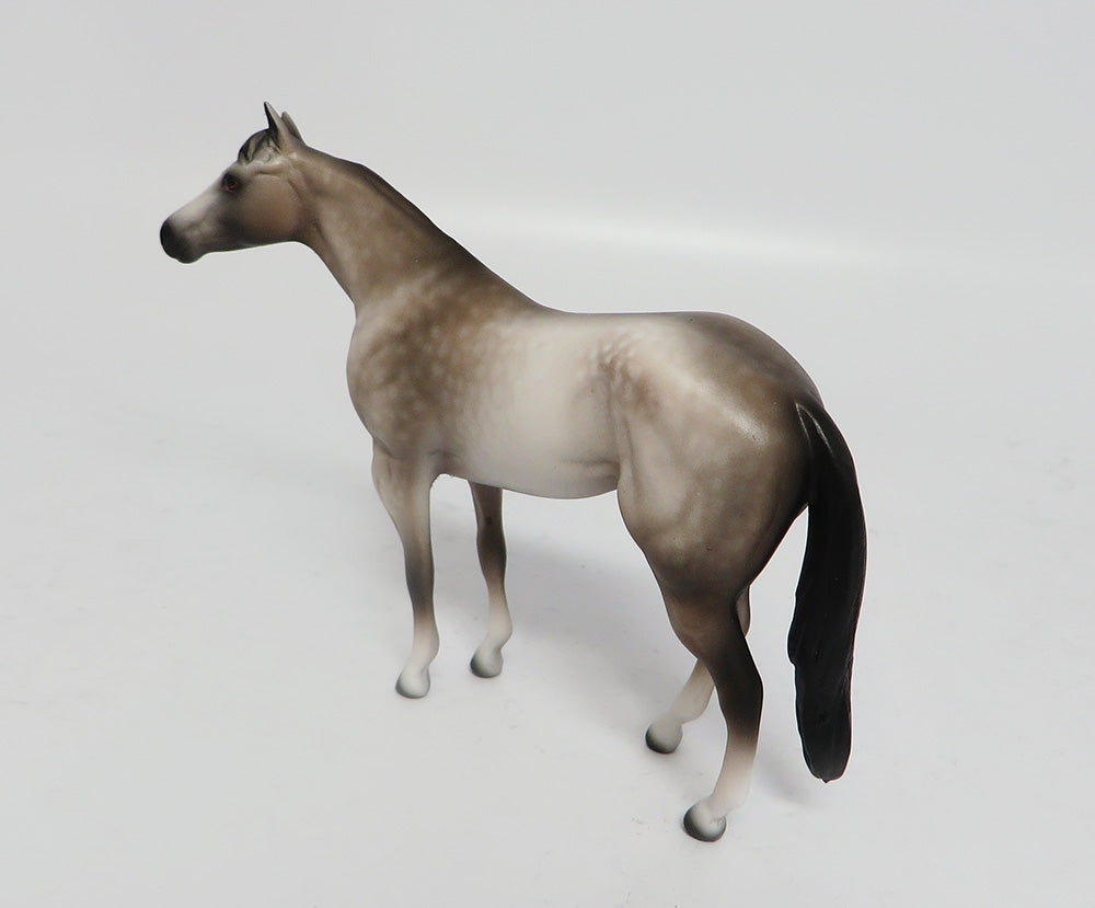 JIMMY CHOO-OOAK DAPPLE GREY QUARTER HORSE CHIPS MODEL HORSE 5/10