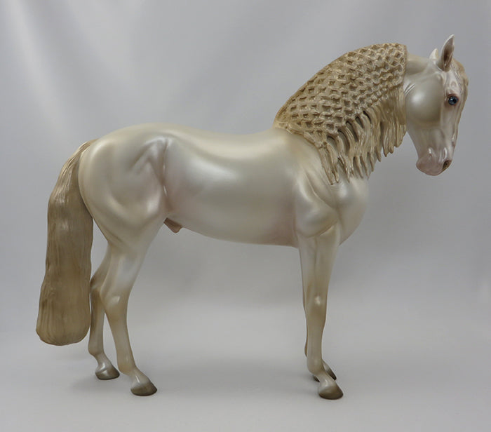 MAJOR FLY BY - OOAK PERLINO IBERIAN by CAROLINE BOYDSTON  - 9/24