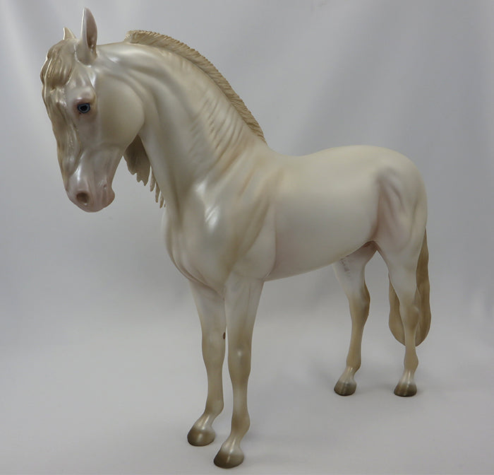 MAJOR FLY BY - OOAK PERLINO IBERIAN by CAROLINE BOYDSTON  - 9/24