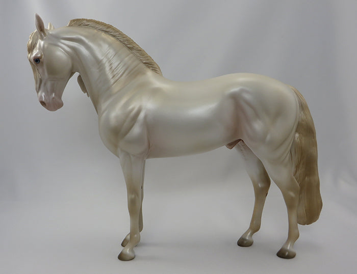 MAJOR FLY BY - OOAK PERLINO IBERIAN by CAROLINE BOYDSTON  - 9/24