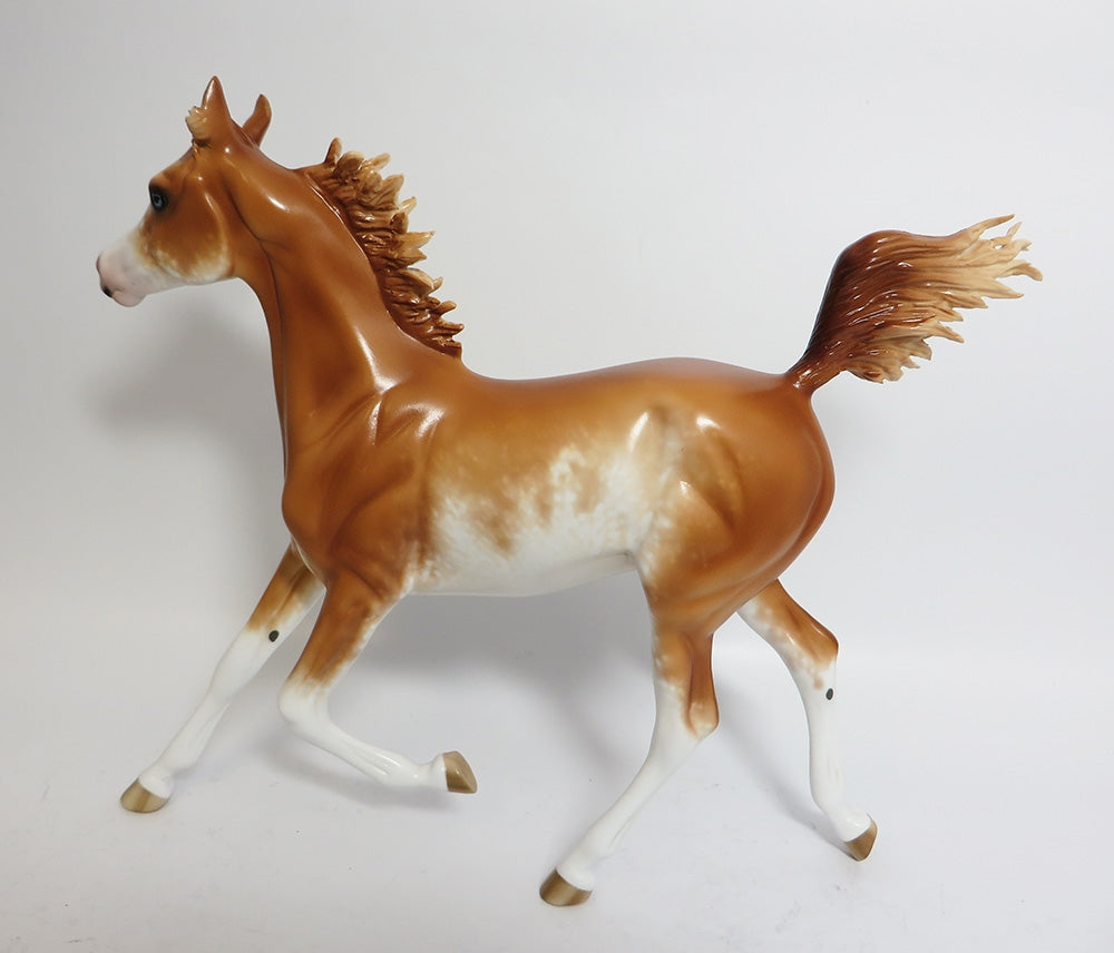 MIDGE-OOAK CUSTOM CHESTNUT SABINO YEARLING MODEL HORSE BY SHERYL LESIURE
