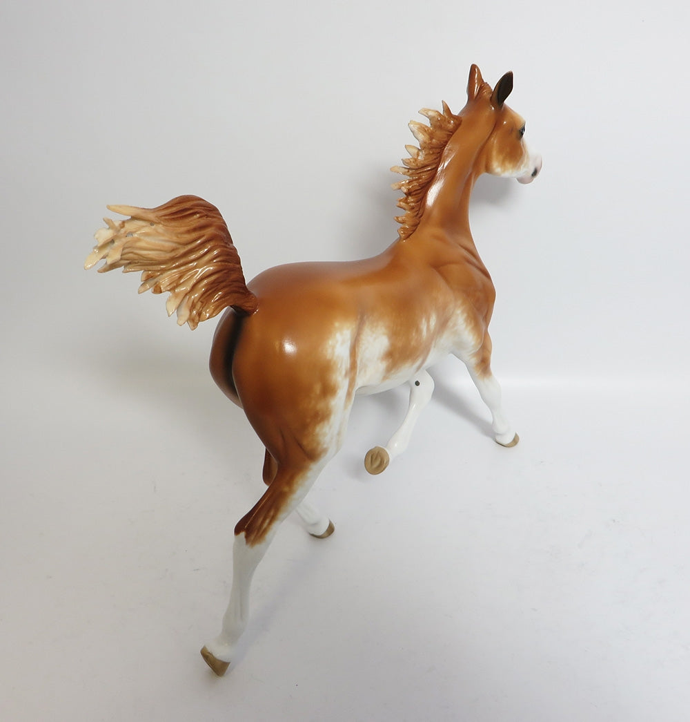 MIDGE-OOAK CUSTOM CHESTNUT SABINO YEARLING MODEL HORSE BY SHERYL LESIURE