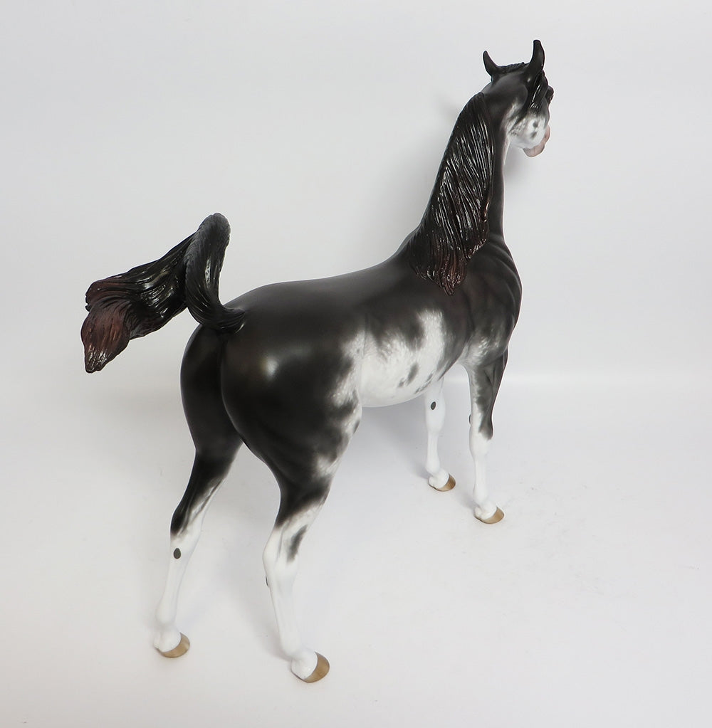 TWISTER-OOAK BLACK SABINO ARABIAN MODEL HORSE BY SHERYL LEISURE 11/22/17