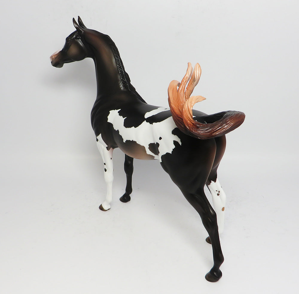 HEZNOTSOBAD-OOAK DARK ROSE GREY ARABIAN MODEL HORSE 05/12/17
