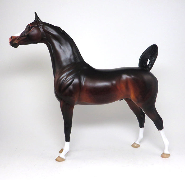 THE FORCE AWAKENS-DAPPLE BAY ARABIAN MODEL HORSE 12/4
