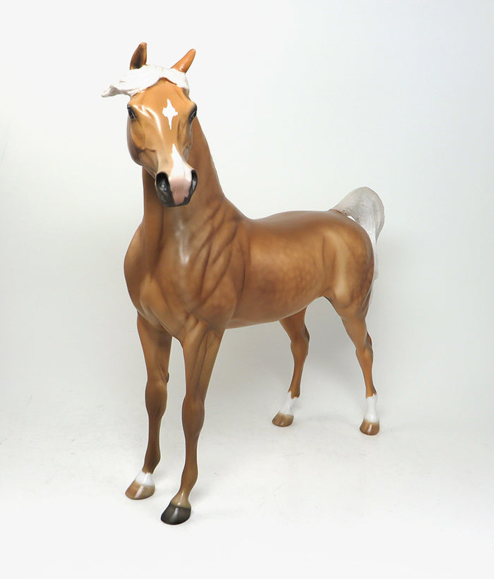 RAINBOW GATHERER - OOAK DAPPLED PALOMINO ARABIAN MODEL HORSE - 1/15
