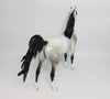 GABRIEL-LE-5 DAPPLE GREY ARABIAN MODEL HORSE WHS 2017