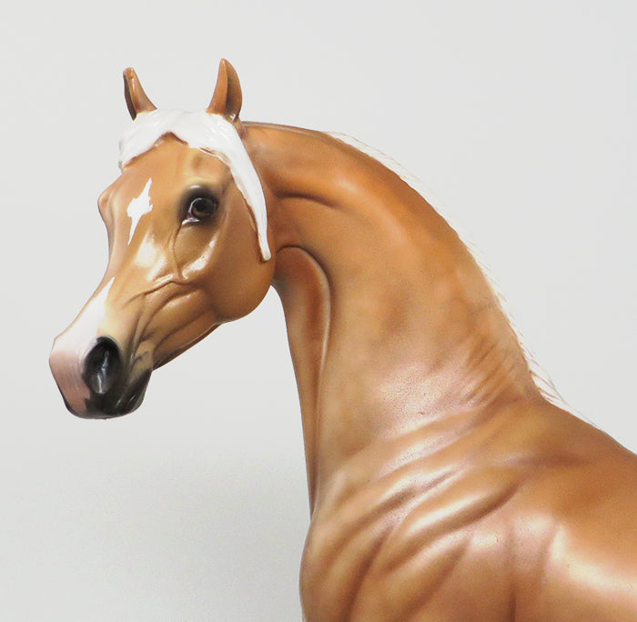 RAINBOW GATHERER - OOAK DAPPLED PALOMINO ARABIAN MODEL HORSE - 1/15