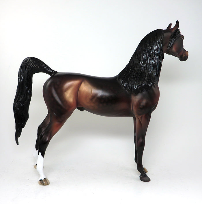 one of a kind bay arabian model horse the gladiator