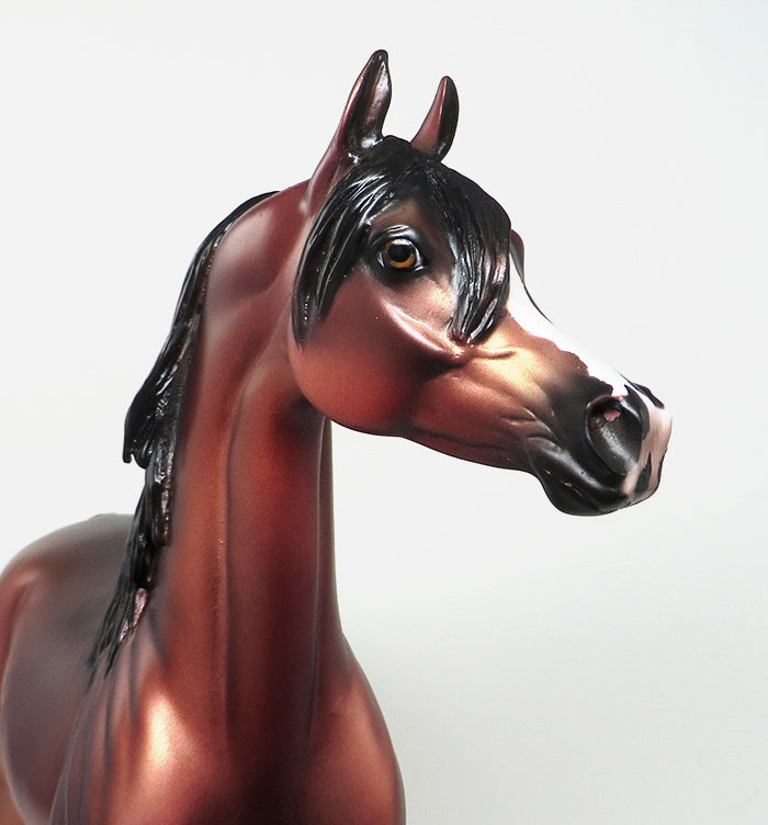 ABBRIOTTO - OOAK-DAPPLE BAY ARABIAN MODEL HORSE - 1/13