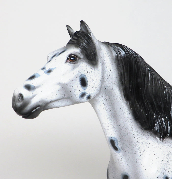 INDIAN SUMMER-OOAK-Leopard Appaloosa Mustang Model Horse 12/10