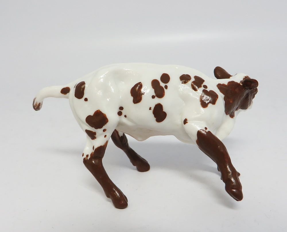 BOLTER-OOAK BROWN SPECKLED COW WHS 2017