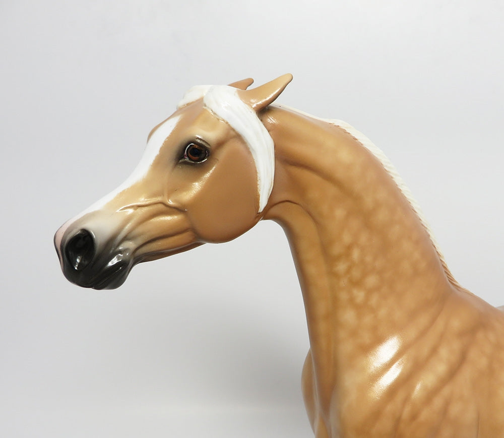 WIFFLE-OOAK CUSTOM DAPPLE PALOMINO ARABIAN MODEL HORSE BY SHERYL LEISURE  WHS 2017