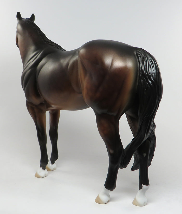 DREAM BIG-OOAK DAPPLE BAY ISH MODEL HORSE BY DAWN QUICK 7/8