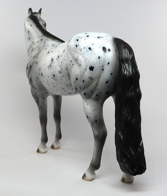 ACE-LOUD LEOPARD APPALOOSA ISH MARE MODEL HORSE 7/8
