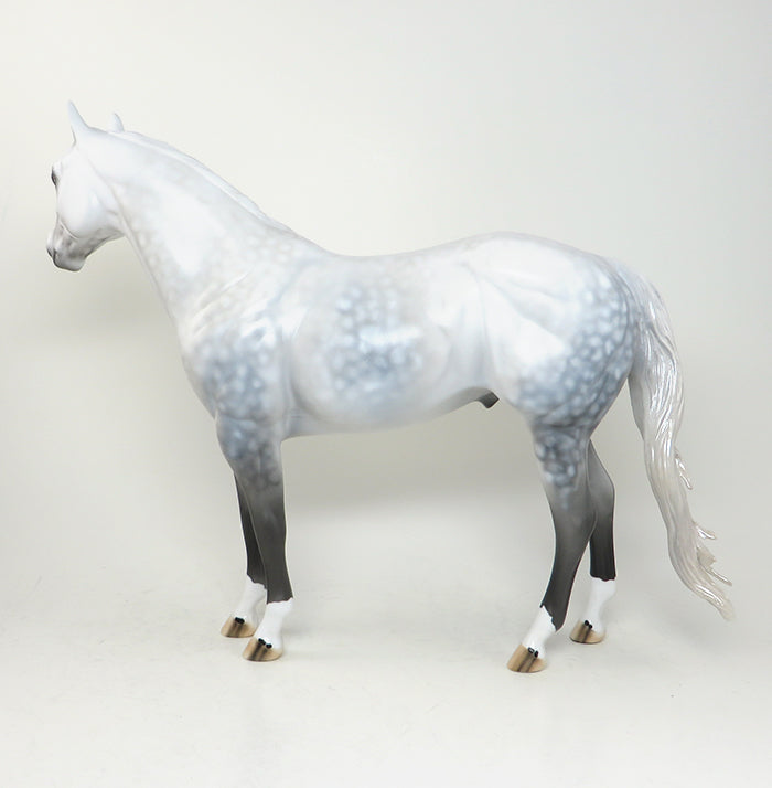 IRON MIKE - OOAK DAPPLE GREY ISH MODEL HORSE - 1/14