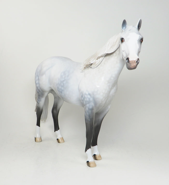 IRON MIKE - OOAK DAPPLE GREY ISH MODEL HORSE - 1/14