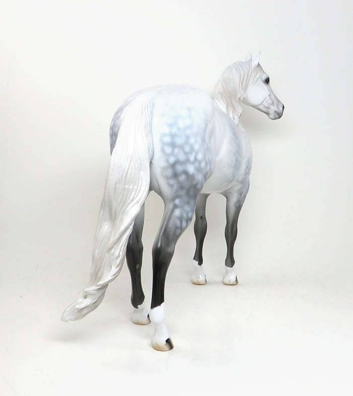 IRON MIKE - OOAK DAPPLE GREY ISH MODEL HORSE - 1/14