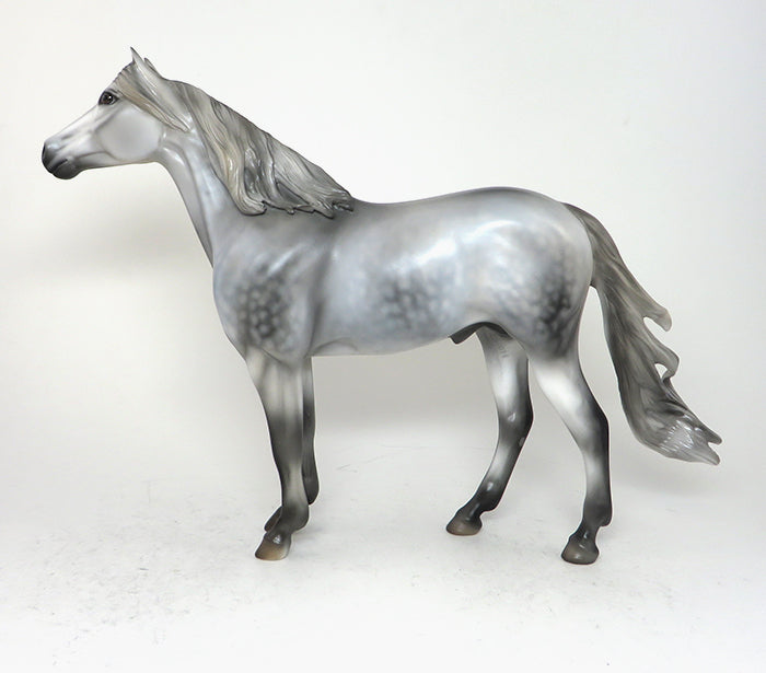 SPY FIRE - OOAK DAPPLE GREY MUSTANG MODEL HORSE - 12/4