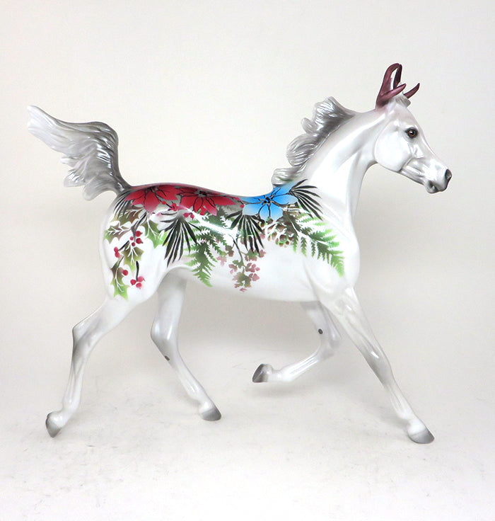 POINSETTIA PRINCESS- Yearling Decorator