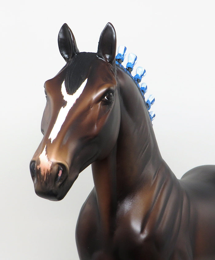 CHUBAKA - OOAK BAY STANDING DRAFTER MODEL HORSE - 1/15