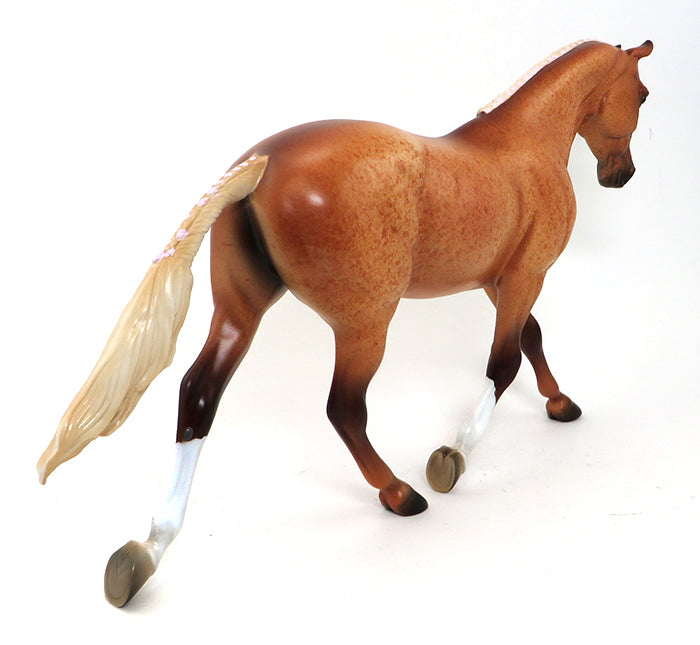 LUCKY LADY - LIGHT CHESTNUT PALOUSE MODEL HORSE - 10/1