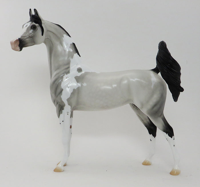 ARABIAN MODEL HORSE