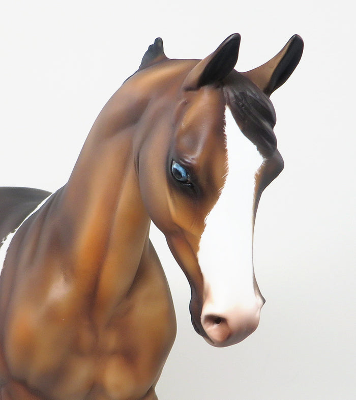 RAISING THE BANNER - OOAK ETCHED OLIVE BUCKSKIN PAINT THOROUGHBRED MODEL HORSE - 2/11