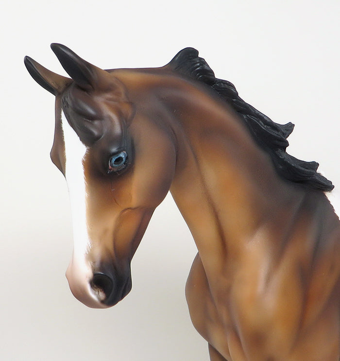 RAISING THE BANNER - OOAK ETCHED OLIVE BUCKSKIN PAINT THOROUGHBRED MODEL HORSE - 2/11