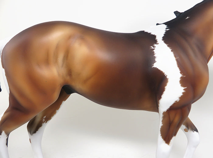 RAISING THE BANNER - OOAK ETCHED OLIVE BUCKSKIN PAINT THOROUGHBRED MODEL HORSE - 2/11