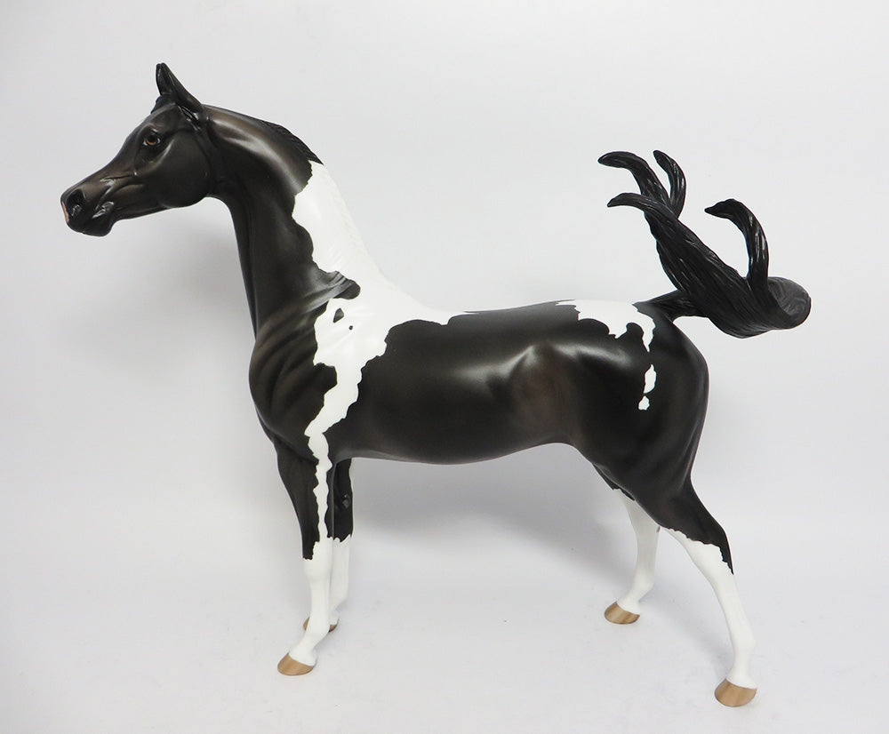 VIKTOR-OOAK BLACK PINTO CUSTOM ARABIAN MODEL HORSE WHS 2017