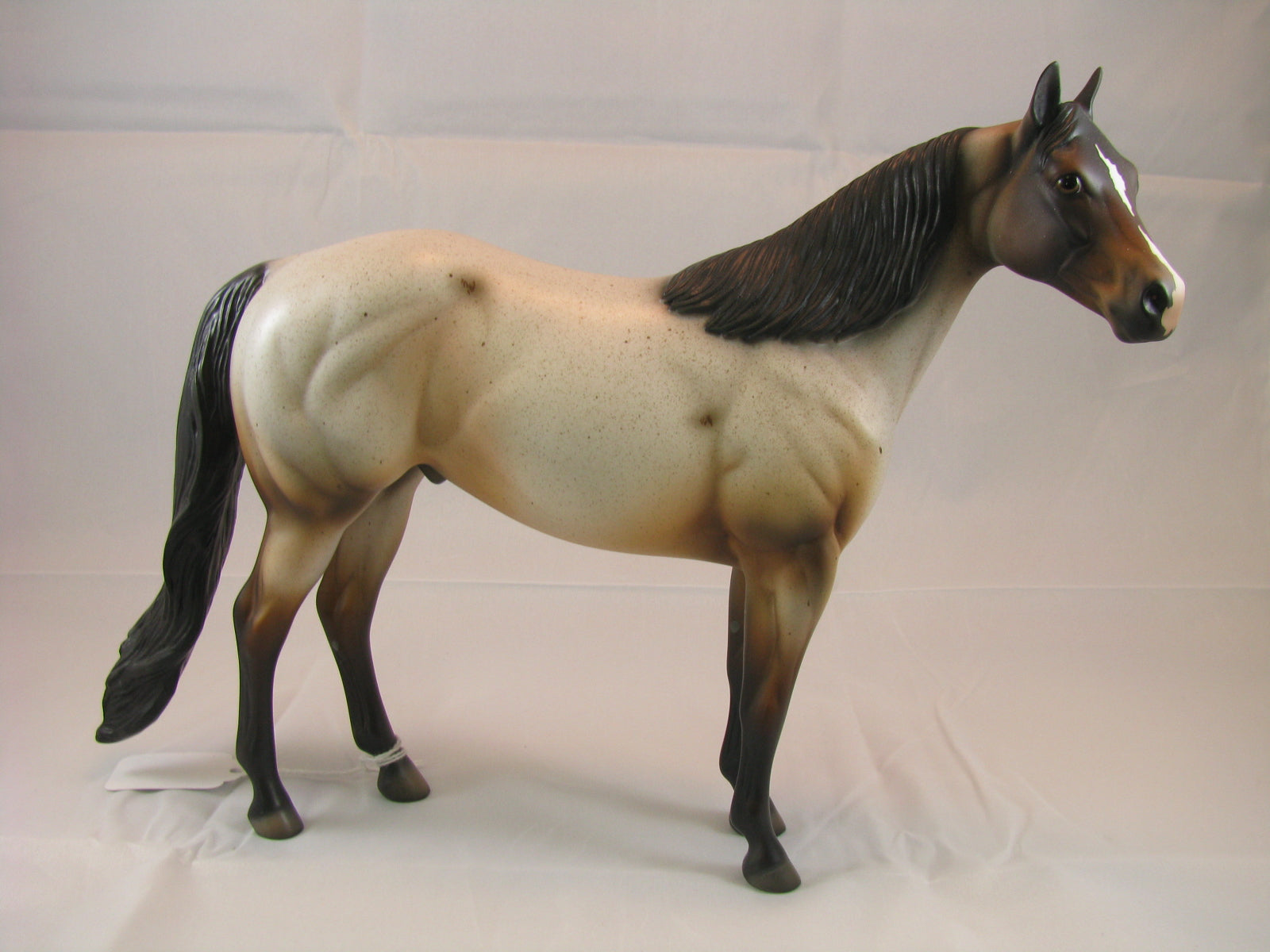 Sculptured Line Stock Horse