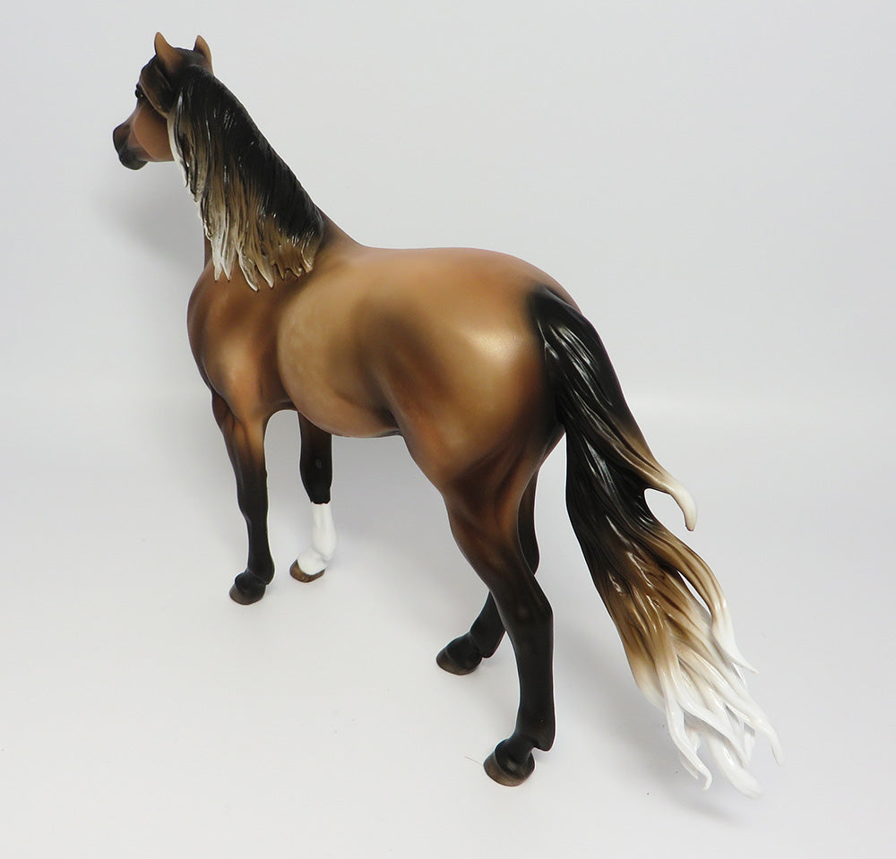 GIBSON-OOAK DAPPLE CHESTNUT MUSTANG MODEL HORSE 05/23/17