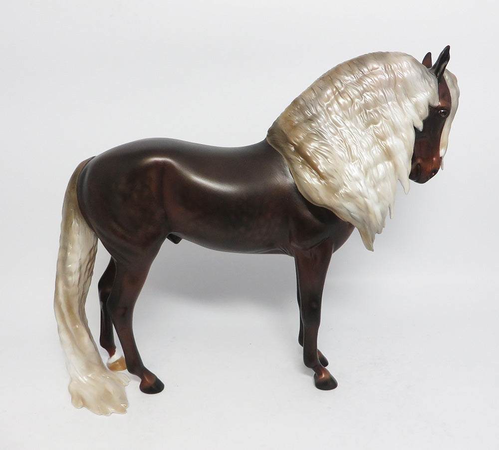 RAVAGE-LE-10 CUSTOM CHOCOLATE PALOMINO ANDALUSIAN MODEL HORSE WHS 2017