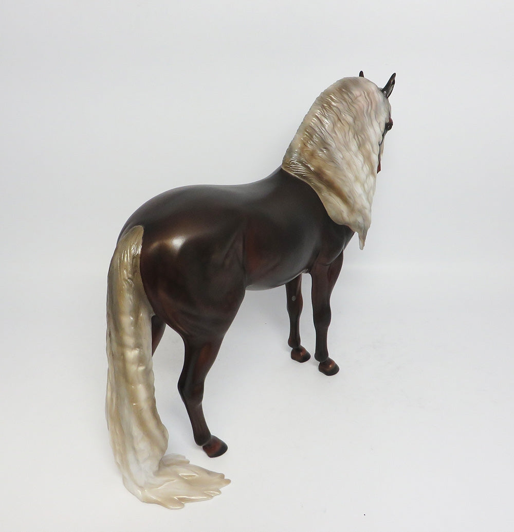 RAVAGE-LE-10 CUSTOM CHOCOLATE PALOMINO ANDALUSIAN MODEL HORSE WHS 2017
