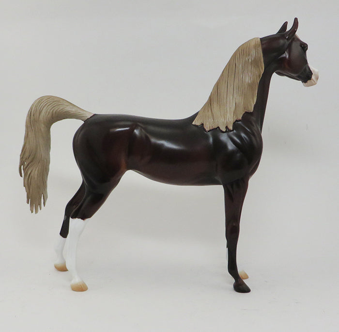 METALLO - OOAK SORREL ARABIAN MODEL HORSE - 10/2