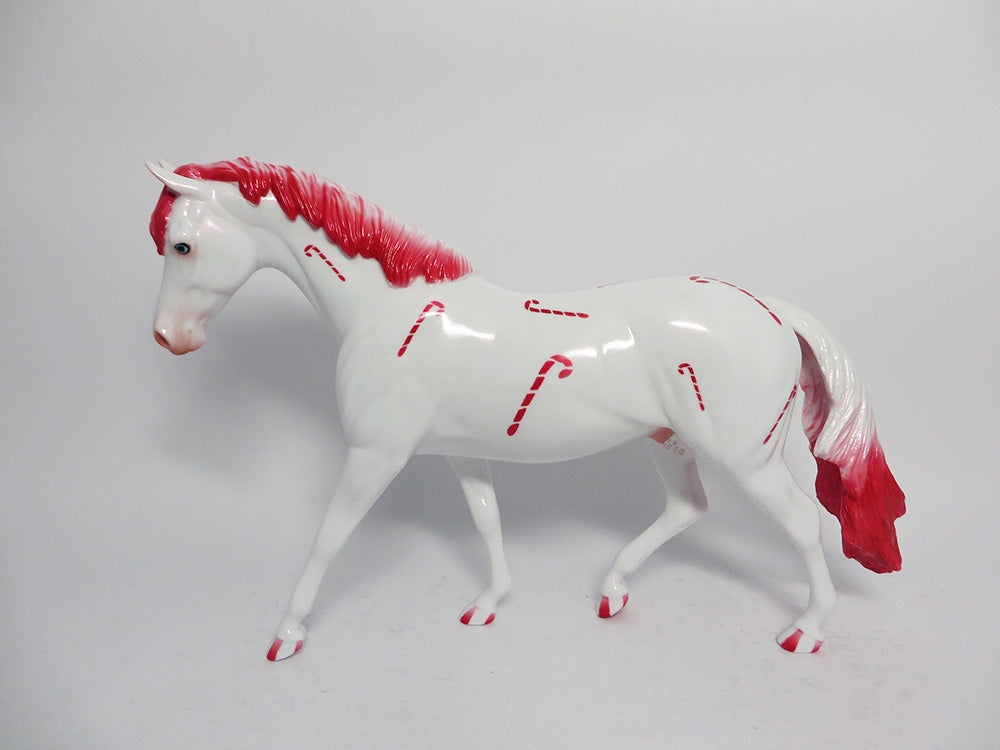 HAPPY JINGLES-LE-2 CANDY CANE DECORATOR PONY MODEL HORSE WHS 2017