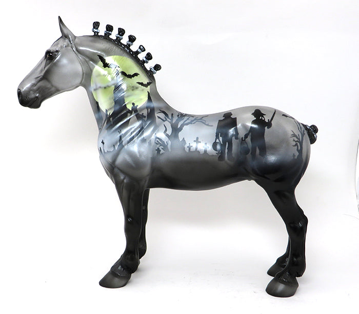 VAMPIRE SLAYER - OOAK HALLOWEEN DRAFTER MODEL HORSE - 10/2