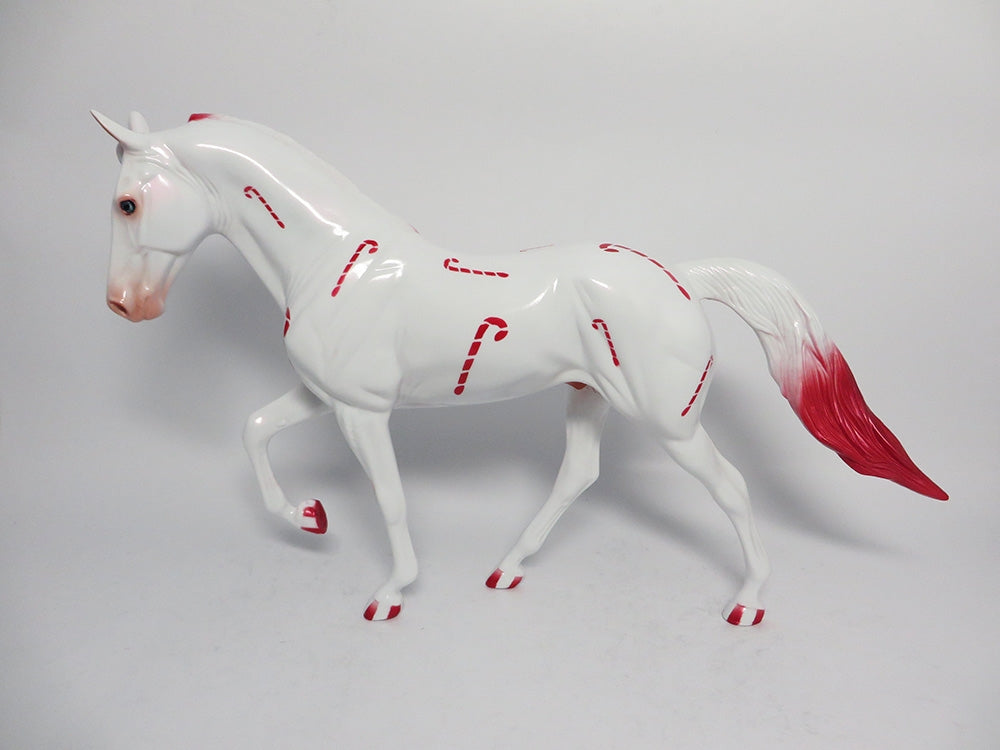 SCROOGE-OOAK CANDY CANE DECORATOR TENNESSEE WALKER HORSE WHS 2017