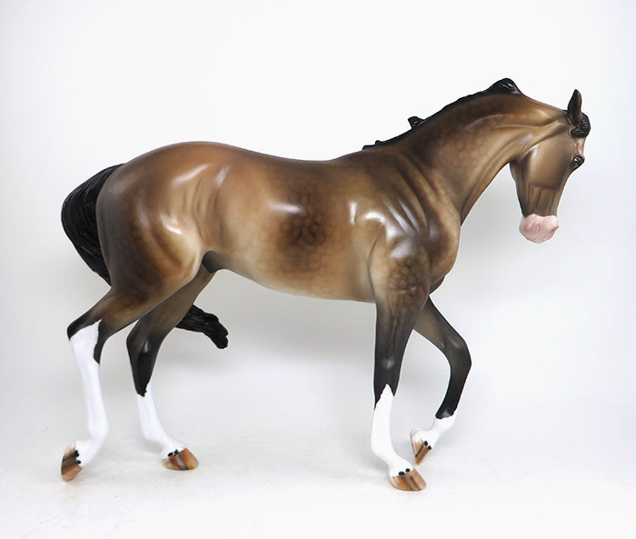 buckskin thoroughbred model horse