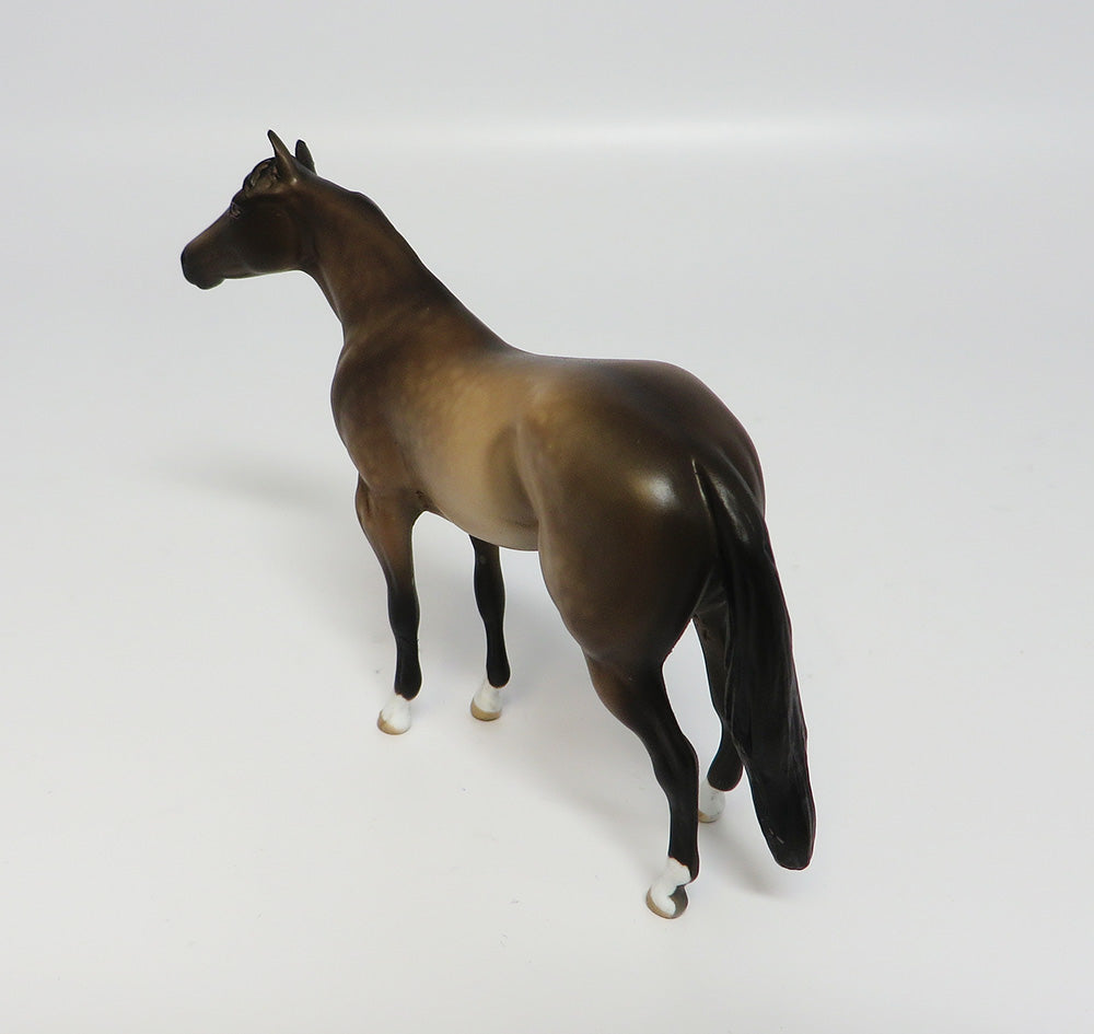 BULLSEYE-LE.2 DAPPLE BAY CHIP MODEL HORSE BY SHERYL LEISURE 5/24/17