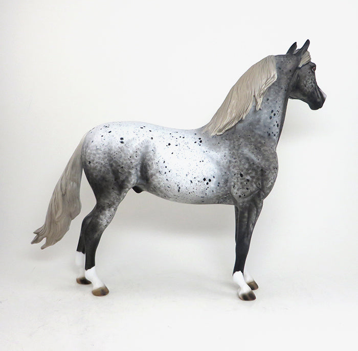 gravity one of a kind model horse 