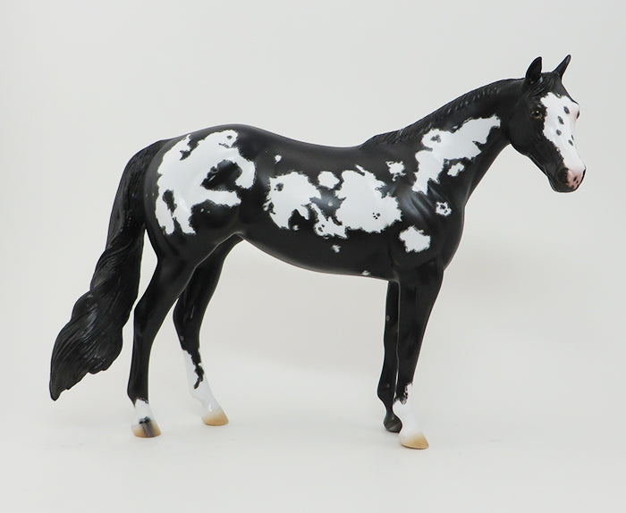 NICOLE MOSS MODEL HORSE