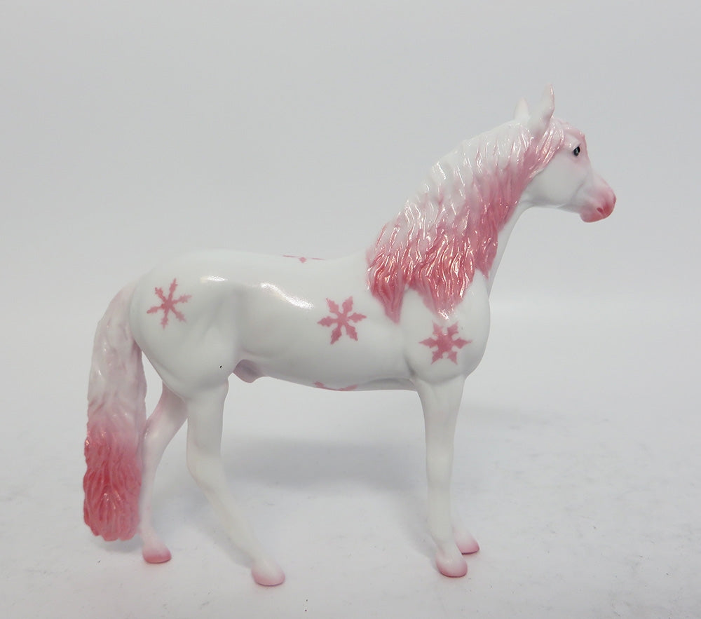 PINK GLITTER-PINK SNOWFLAKE DECORATOR ANDALUSIAN CHIP 12/08/17