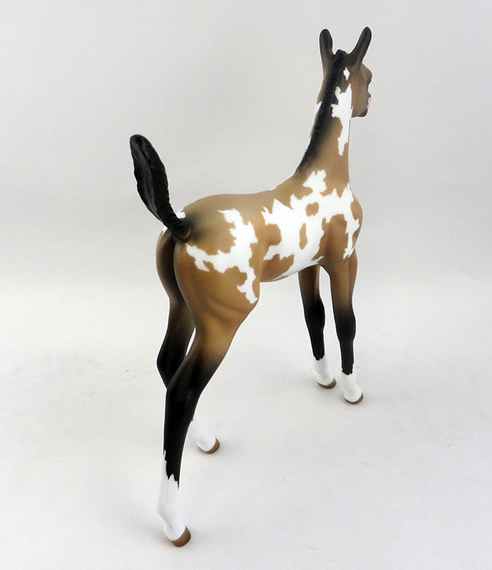 DANCING HOLLY-LE-4 BUCKSKIN PAINT FOAL MODEL HORSE 12/22
