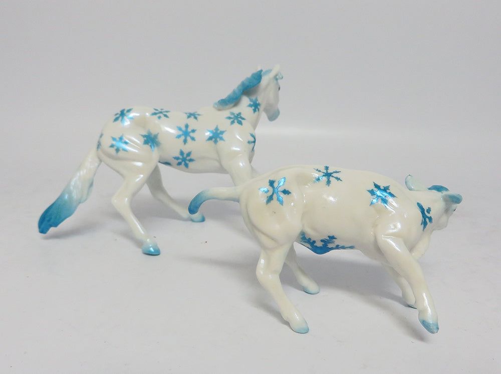 BLUE ICE- BLUE SNOWFLAKE DECORATOR CUTTER &amp; COW CHIP 12/08/17